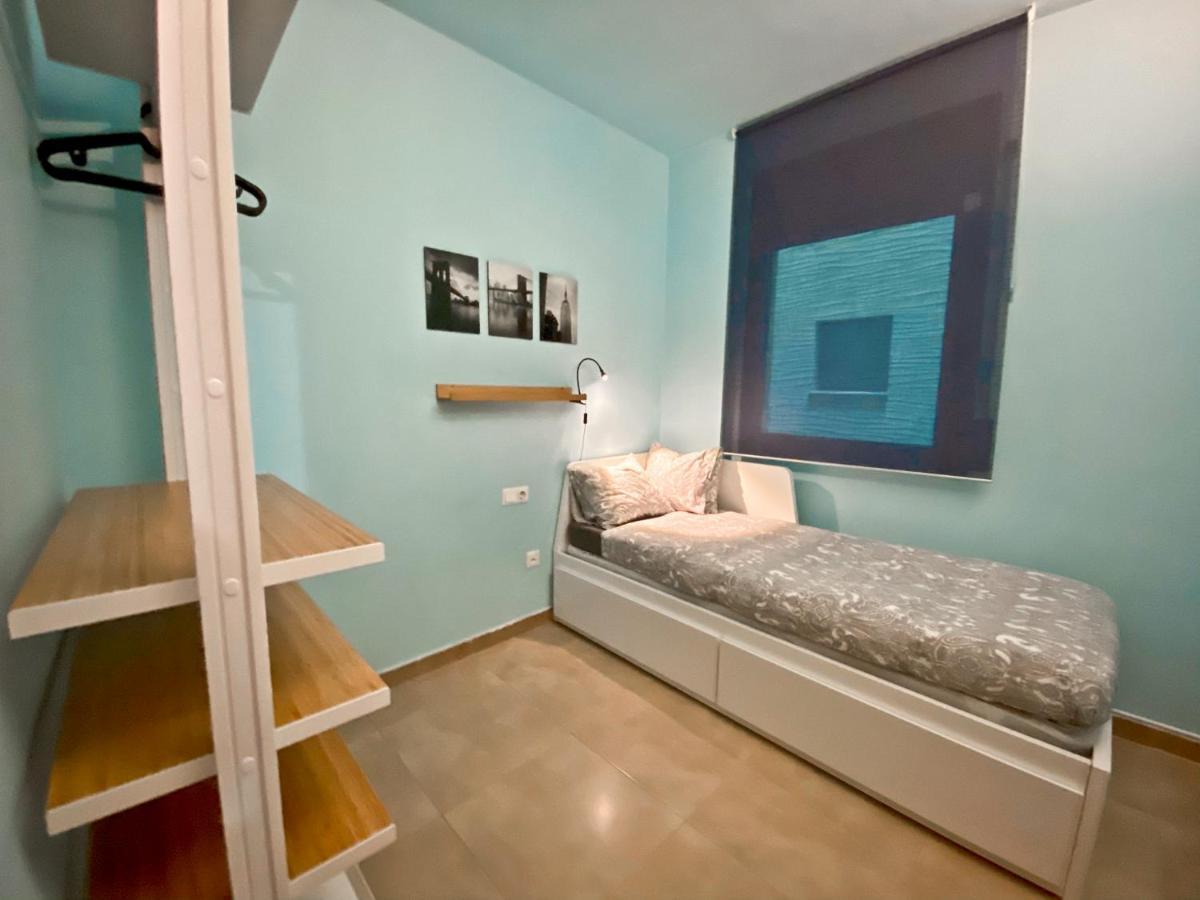 Urban Manresa-City Center Apartment With Balcony Exteriör bild